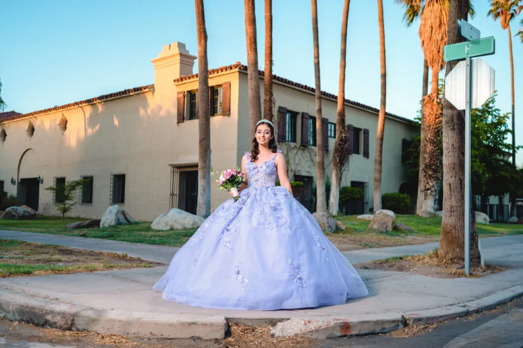 QUINCEAÑERA & SWEET SIXTEEN | Fotografía y Video en Mexicali | 9 | Los mejores fotógrafos y videógrafos en Mexicali Fotografía profesional de la quinceañera Layla en Mexicali por Los Full - Sesión de fotos de XV años