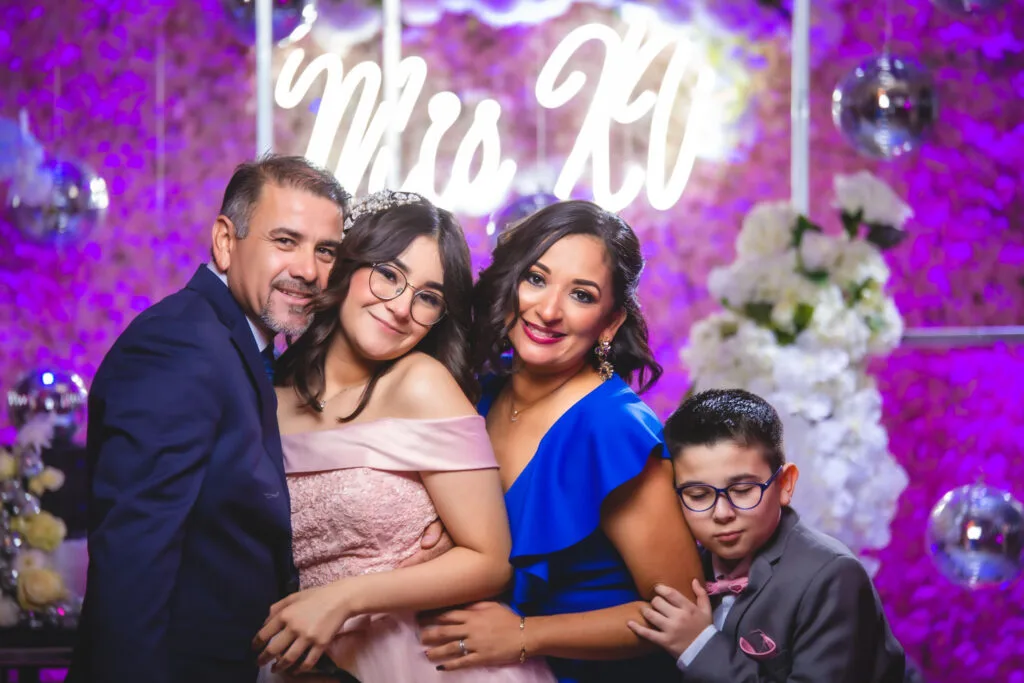 QUINCEAÑERA & SWEET SIXTEEN | Fotografía y Video en Mexicali | 14 | Los mejores fotógrafos y videógrafos en Mexicali Los mejores fotógrafos y videógrafos en Mexicali | 456654885 1134037741658937 3565783737064557147 n |